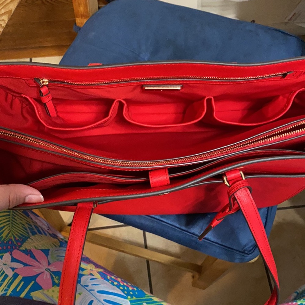 Tory Burch Tote! - Picture 2 of 4